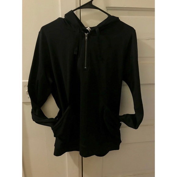 NWT Fabletics Jacket- Black, Medium - Picture 2 of 5